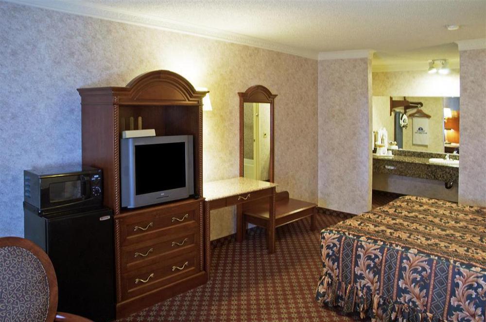 Americas Best Value Inn&Suites - Fontana Habitación foto